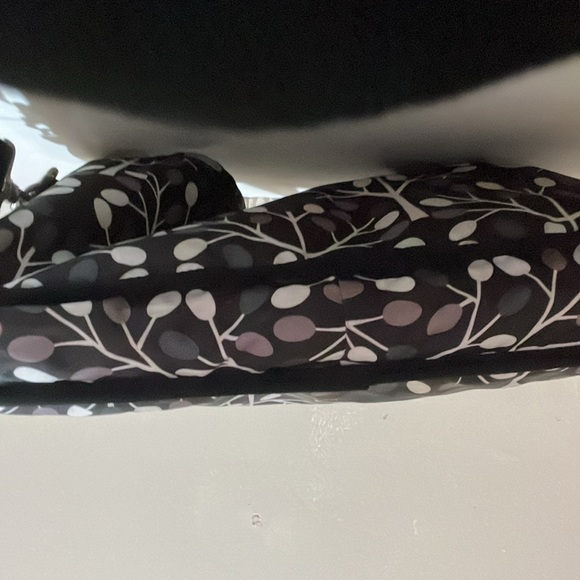 LESPORTSAC Messenger Travel Crossbody Bag - Picture 7 of 10